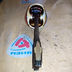 Поршень с шатуном TOYOTA 2AZ-FE диаметр 51/22мм.