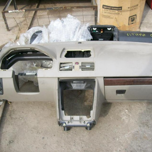 Торпедо Volvo XC90 CZ '2002-2006 LHD-левый руль, с airbag, бежевая