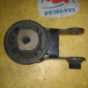 Подушка двигателя Toyota 1KR KSP90 зад. на балку R