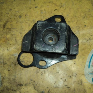 Подушка двигателя Toyota 1NZ-FXE Prius NHW10 L