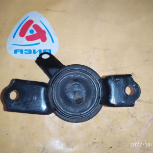 Подушка двигателя Toyota 1ZZ Vista Ardeo ZZT240/ZZT241/ZZV50/ZCT10/ZCT15 дефект перед, прав / 12362-22010