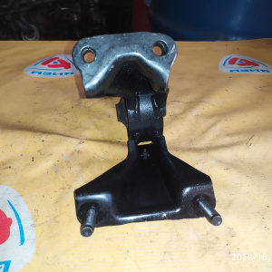 Подушка двигателя Toyota 1ZZ Vista Ardeo ZZV50/ZCT10 '04.2000-07.2003 a/t зад U341E R 12371-22150