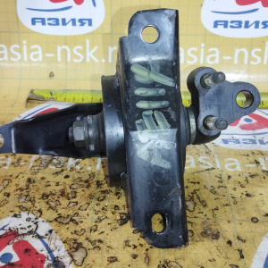 Подушка двигателя Toyota 4A-FE/7A-FE Sprinter Carib AE114/AE115 4WD перед, прав AV-53782 / 12305-16110