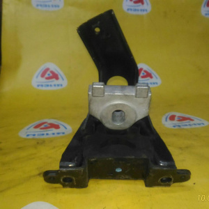 Подушка двигателя Toyota 1KR KSP90 перед, лев