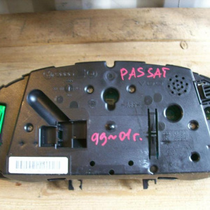Панель приборов Volkswagen Passat B5/3B2/3B5 '1996-2001 USA 160 mph 260 km/h VDO 110008961/002