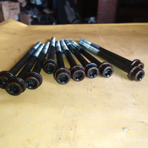 Болт ГБЦ Mazda L3/L5 3 '2004 комплект LF0110135