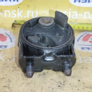 Подушка двигателя Mazda B3/B5 Demio DW3W зад R D20139040/D26839040/D06139040
