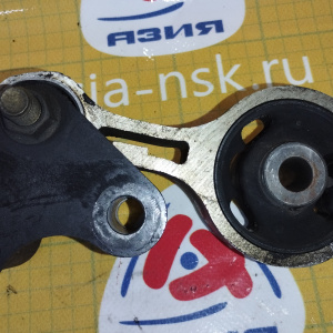 Подушка двигателя Mazda L3/LF Atenza/Mazda6 GG3P/GY3W 2WD a/t зад. низ косточка ДЕФЕКТ + крепение к акпп R GJ6A39040A / GJ6G3904XA