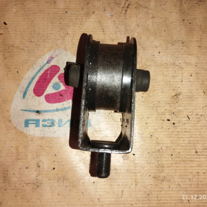 Подушка двигателя Mazda FP/FS Capella GF8P/GW8W 2WD a/t перед. 1 поддон ( K ) GE6T-39-050A