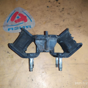 Подушка двигателя Toyota 1G-FE/2JZ Mark II GX110/JZS155 акпп R