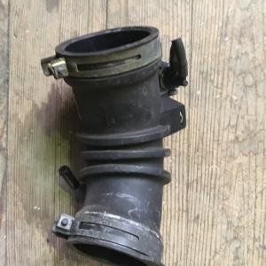 Гофра впускного коллектора Mazda FP/FS Capella GF8P/GW8W резиновая FSN51 / FSN52 / FSN5-13-220