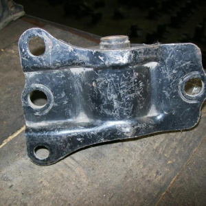 Подушка двигателя Honda F23A RA6 перед, прав