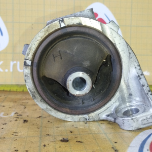 Подушка двигателя Honda D16A HR-V GH1/GH2/GH3 перед, лев в 50820-S2H-J91
