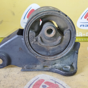 Подушка двигателя Nissan QR20/QR25/SR20 X-Trail/Primera NT30/P12 m/t R / 113208H800