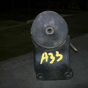 Подушка двигателя Nissan VQ20/25 Cefiro A32/33 лыжа (с датчиком) R