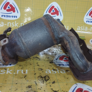 Коллектор выпускной TOYOTA 1NZ-FE/2NZ-FE NZE124/NCP15/25/35/55/65/75/85/NNP15/NCZ25/ с катализатором 25051-21010