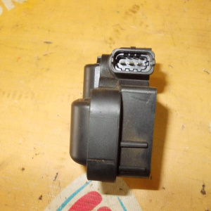 Катушка зажигания Mercedes M112/M113/M266 E-Class W210/W211 '2000- (дефект) 0221503035