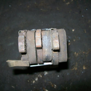 Колодки тормозные Toyota Estima MCR40 (3шт.) R