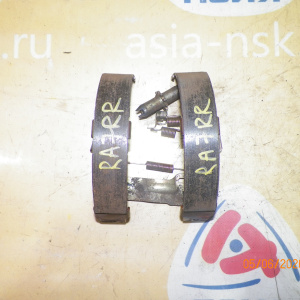 Колодки тормозные Honda Odyssey RA1/RA2/RA6/RA7/RA8/CM1/CM2/CM3/TA1/TA4/RD4/RD5/UA4/UA5/RF1/RF3/RF6/RN1/RN5 RR. Дисковые тормоза. На ручник с пружикам