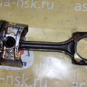 Поршень с шатуном NISSAN QG18-DE 3 кольца, диаметр пальца 19/43 мм.