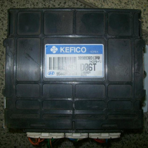 Блок управления акпп Hyundai Santa Fe SM/BB G6BA '2003- 4WD 2.7L 4AT F4A51