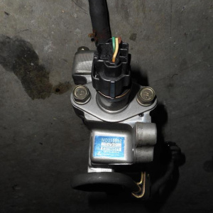 Регулятор давления топлива MITSUBISHI 4G93 Pajero IO H76W