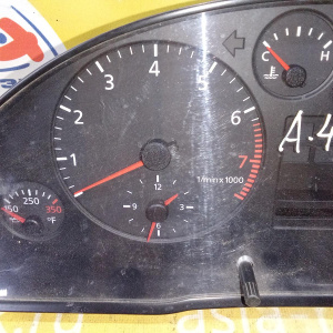 Панель приборов Audi A4 B5/8D2 USA 160 mph 260 km/h VDO 110208990/006