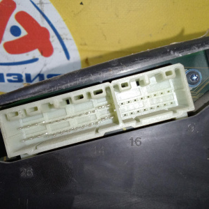 Панель приборов Chrysler 300C LX EGG '2004-2010 3.5 4AT 140 mph 220 km/h
