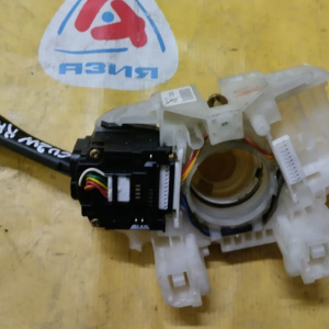 Блок подрулевых переключателей Mitsubishi Airtrek CU2W/CU4W R