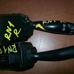 Блок подрулевых переключателей HONDA Stream RN1/2/3/4 R