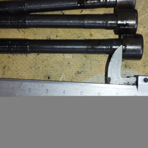 Болт ГБЦ Toyota 1G-FE Mark II GX100/GX110 '08.1998- BEAMS комплект ( 14 шт. ) 90910-02133