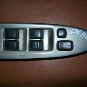 Пульт стеклоподъемника TOYOTA Mark II #X110