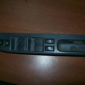 Пульт стеклоподъемника SUZUKI Swift ZC11S RHD