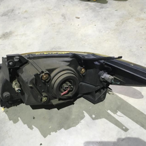 Фара Mazda прав MPV LW3W '2004 чёрн.