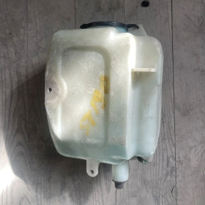 Бачок омывателя Toyota ST190 Corona SF 060351-694