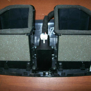 Обшивка салонная(дефлектор возд.) Mazda 3 BL '2010 (USA)