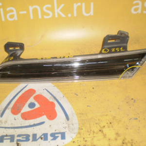 Отражатель в бампер Nissan L Murano Z51 дефект стекла