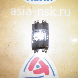 Колодки тормозные Toyota Harrier MCU15/MCU10/ACU15/ACU10/SXU15/SXU10/ACM10/ACM15/SXN10/SXN15 '1997-2001 остаток 50% F 04465-48010. 04465-33120