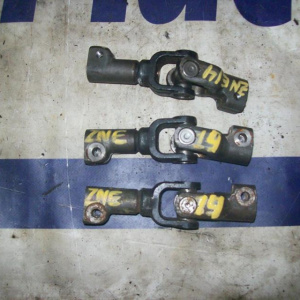 Карданчик рулевой Toyota Wish ZNE14 4WD Нижний.