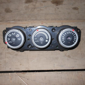 Климат-контроль Mitsubishi CW5W Outlander