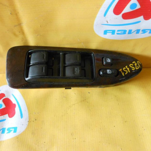 Пульт стеклоподъемника TOYOTA Crown JZS150