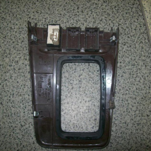 Консоль кпп Toyota GX90