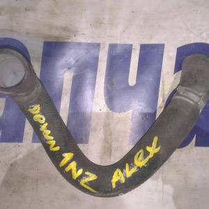 Патрубок  радиатора Toyota Allex NZE120 1NZ н