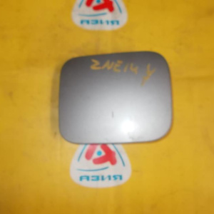 Лючок бензобака Toyota Wish ZNE10