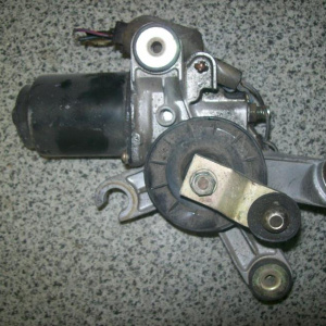 Моторчик привода дворниками SUBARU Forester SF5 F (Моторчик)