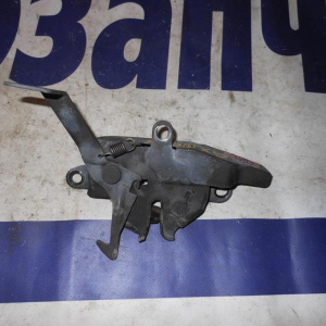 Замок капота Toyota Mark II GX100