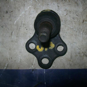 Шаровая Nissan U13