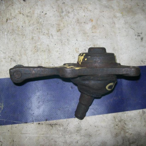 Шаровая Toyota CR30 R