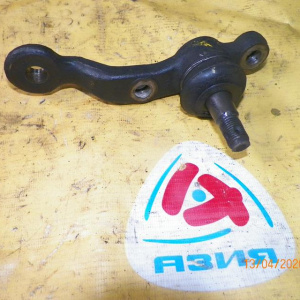 Шаровая Toyota GX90/JZX90/SX90/LX90/GX100/JZS151 '1992-1995 перед, лев н