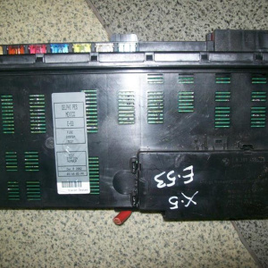 Блок предохранителей BMW X5 E53 салон 61138380409